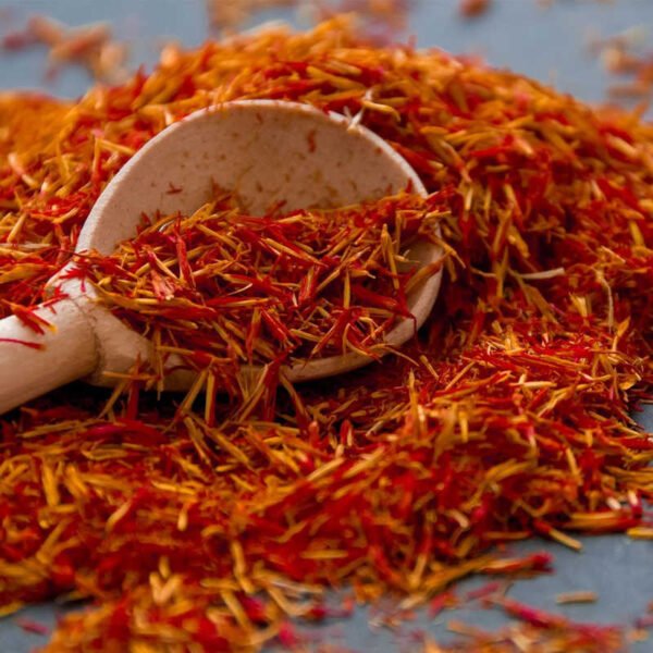 Saffron with a wooden handle