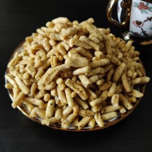 Garlic sev white plate